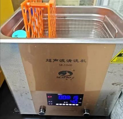 超声波清洗机